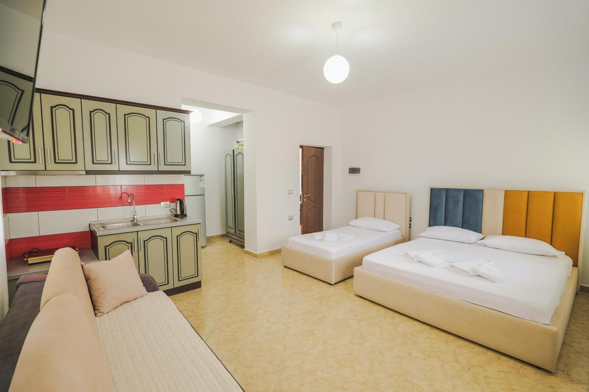 Hotel Renato Ksamil Exterior foto